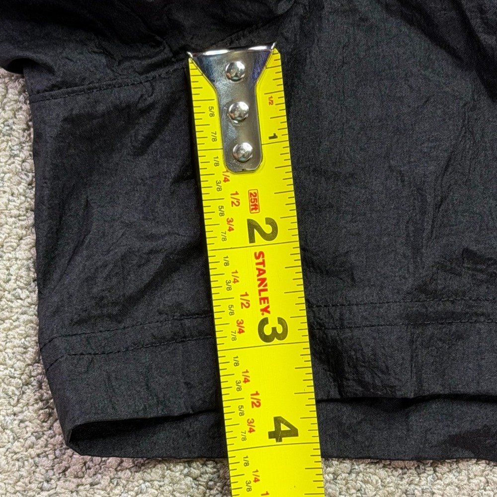 Athleta Black Crinkle Nylon Pull On Athletic Pocket Shorts Size Medium M - Picture 7 of 8